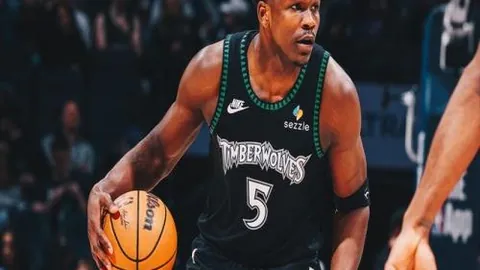 “中超新一代职场整顿启动，申花与海港年轻球员谁将脱颖而出？”